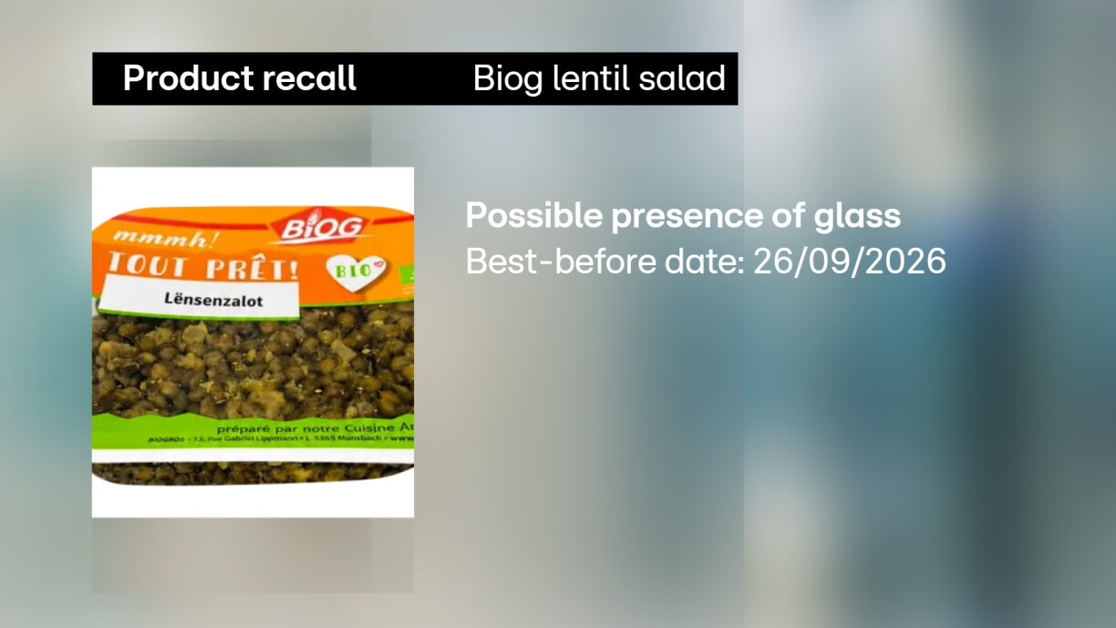 Embalagem da salada de lentilhas Biog e aviso de recolha.